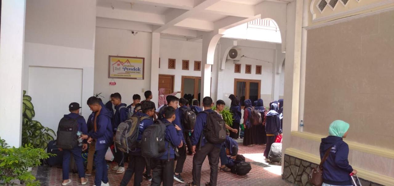 Pondok Simpang Tiga Sabang  Eksteriør bilde